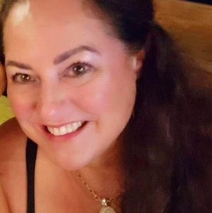 Meet your Posher, Justine